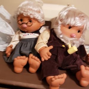Old man and woman dolls